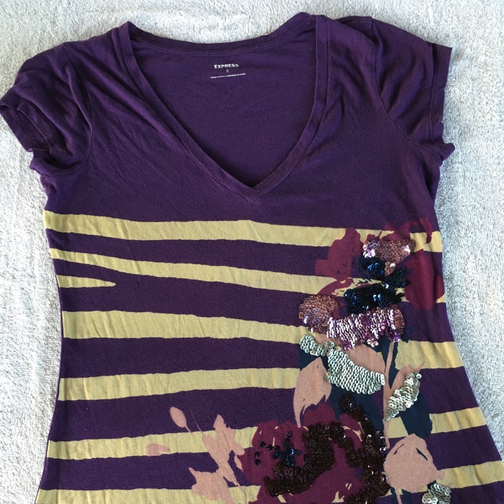 VTG Graphic T Purple V Neck by Express Medium
